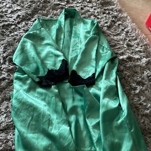 Size M Fredrick’s of Hollywood robe
